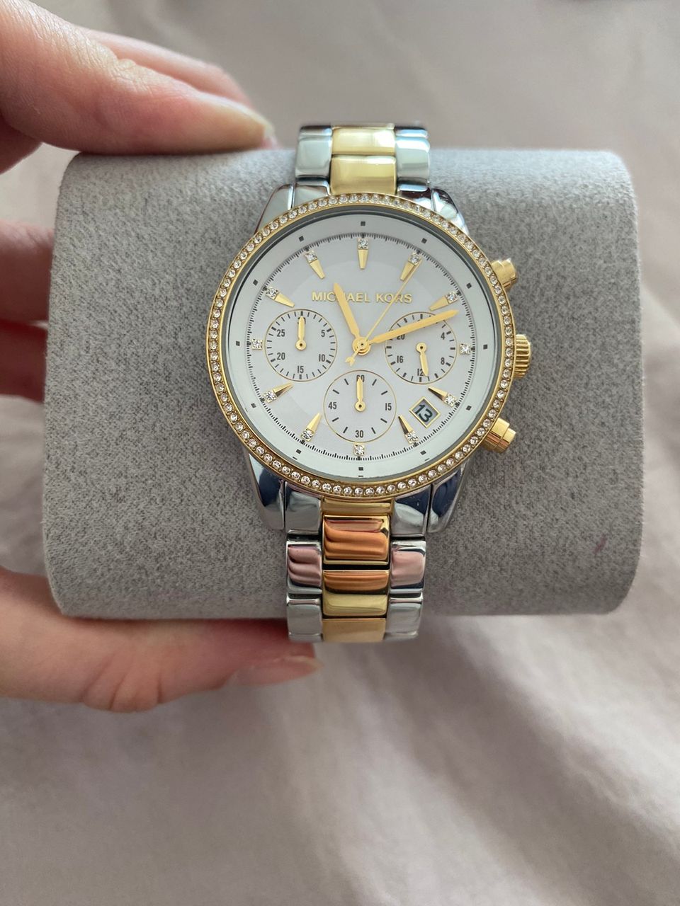 Michael kors RITZ-rannekello ajanottotoiminnolla, silver&gold väri