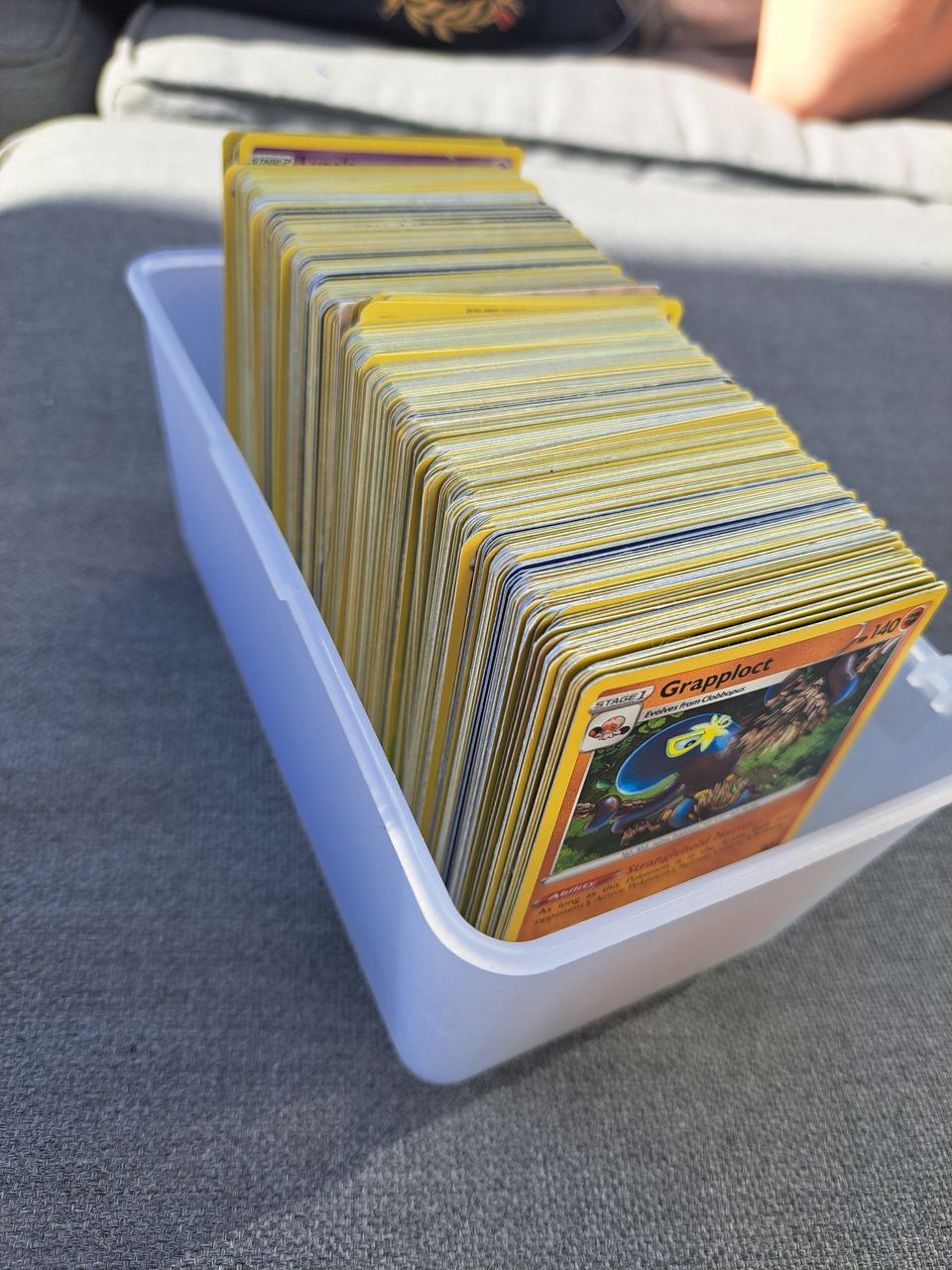 N. 400 kpl pokemonkortteja