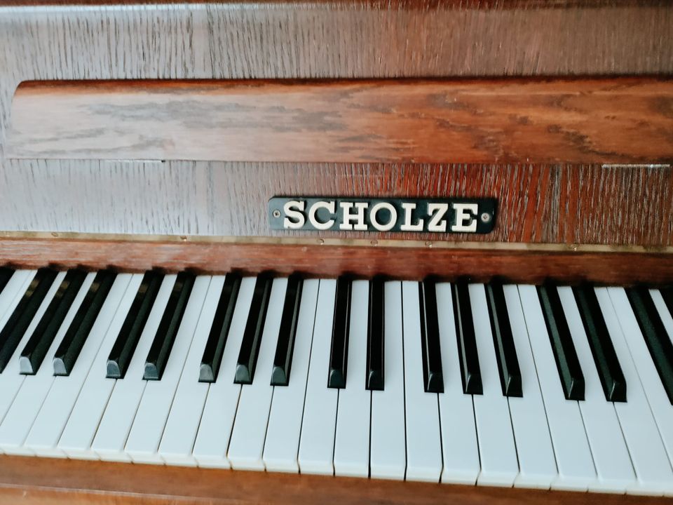 Sholzen  piano