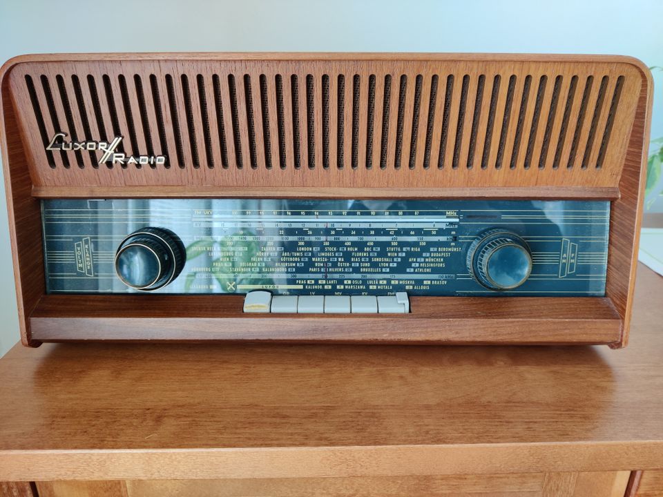 Luxor radio Tenor