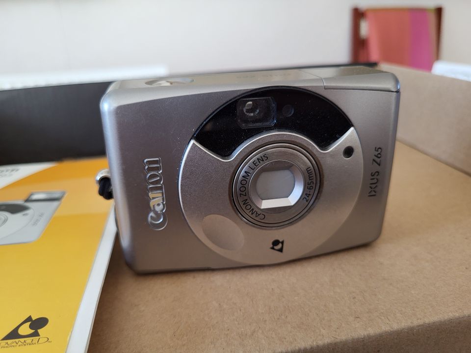 Canon Ixus Z65