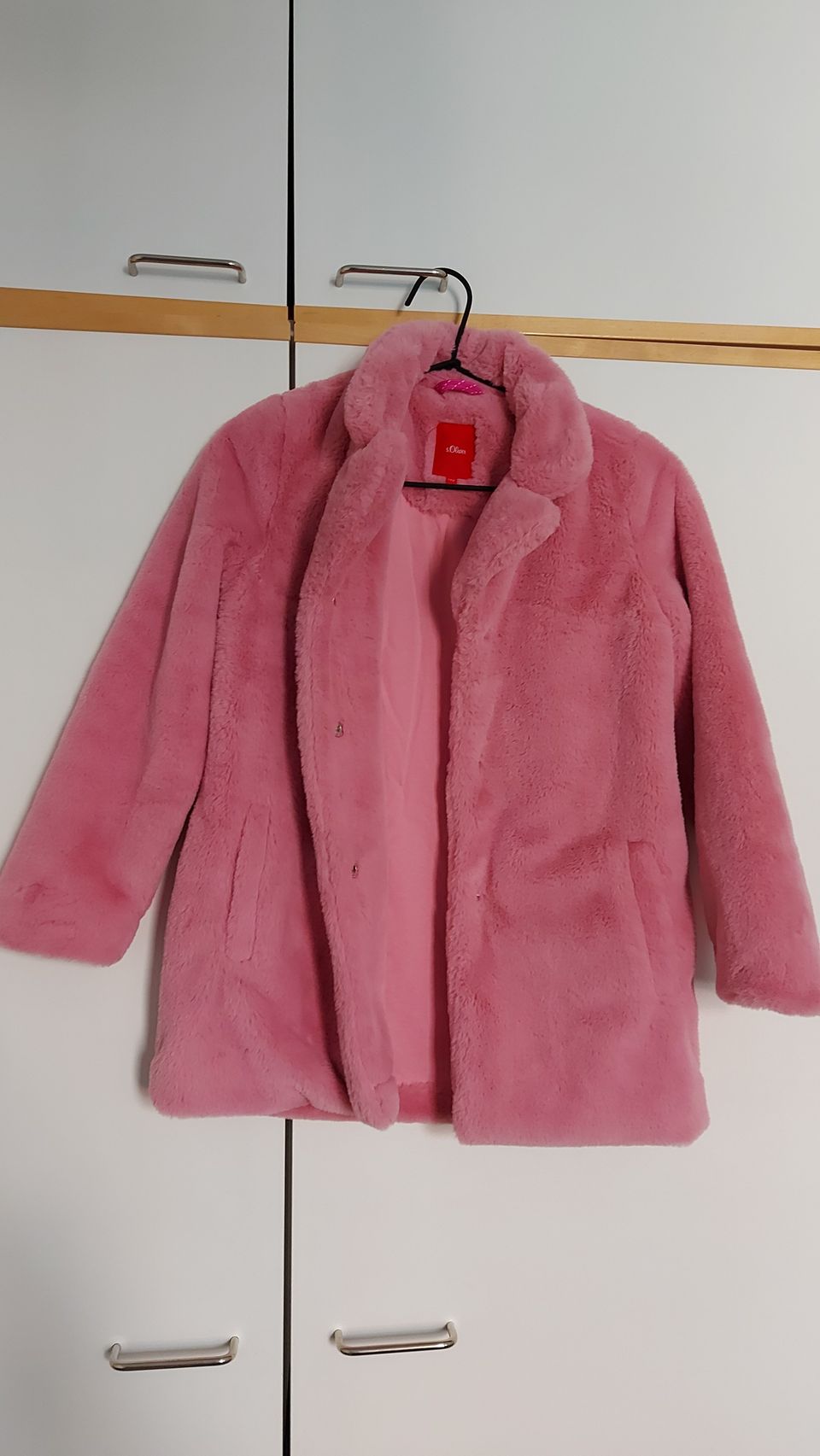 Pörröinen Oliverin vaaleanpunainen takki koko134