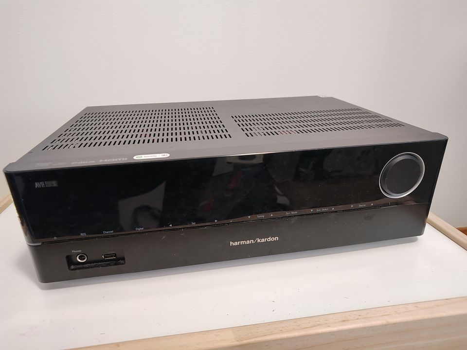 Harman Kardon AVR151S with spotify connect and audio pro speaker kit