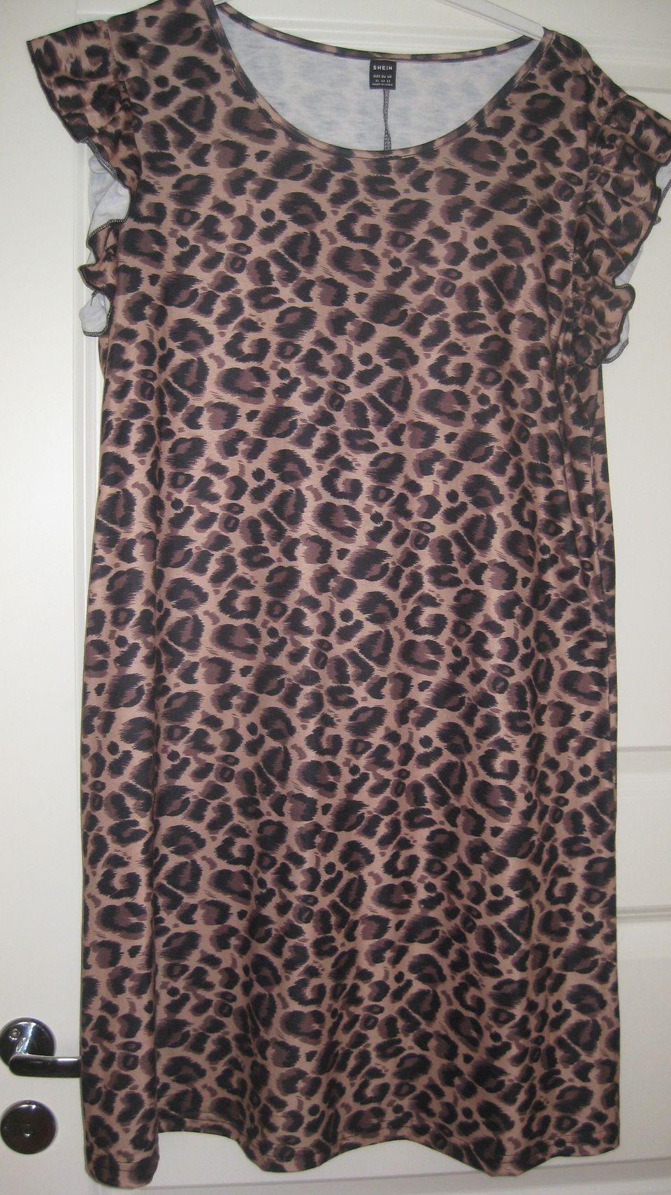 Leobardikuvionen mekko XL