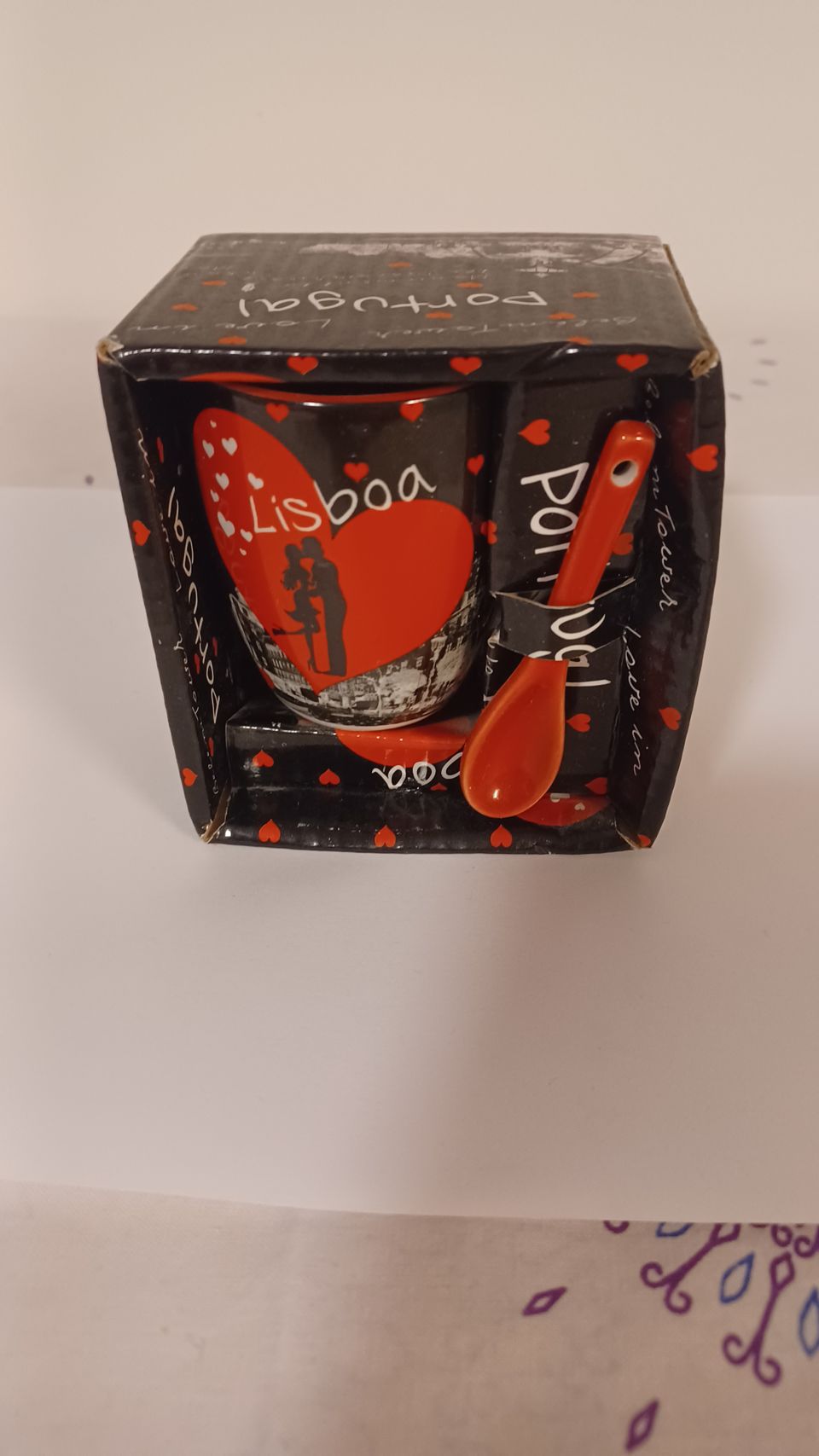 White/Red - Love - ceramic Lisboa Mini Cup and spoon Color Black