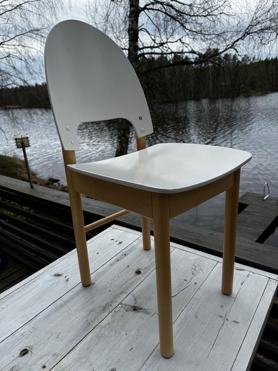 Juhannuspöytään ”klassikko” Pisara-tuolit 35€/kpl