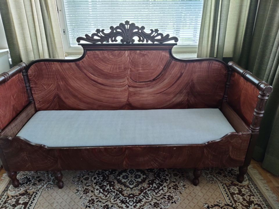 Ootrattu sohva