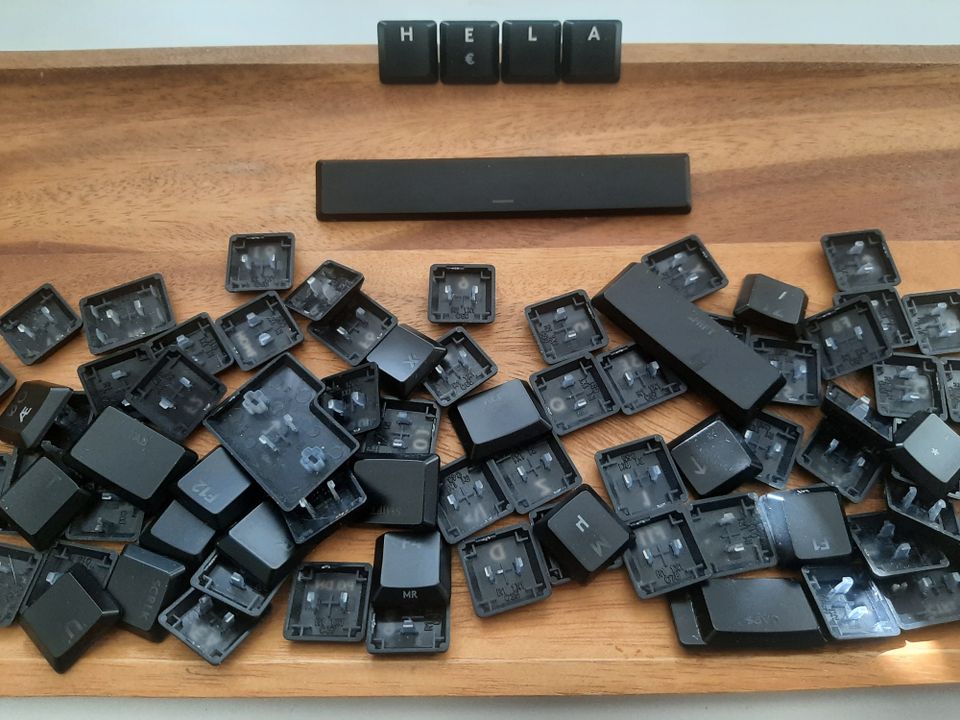 Logitech G915 Näppäinhatut | Keycaps