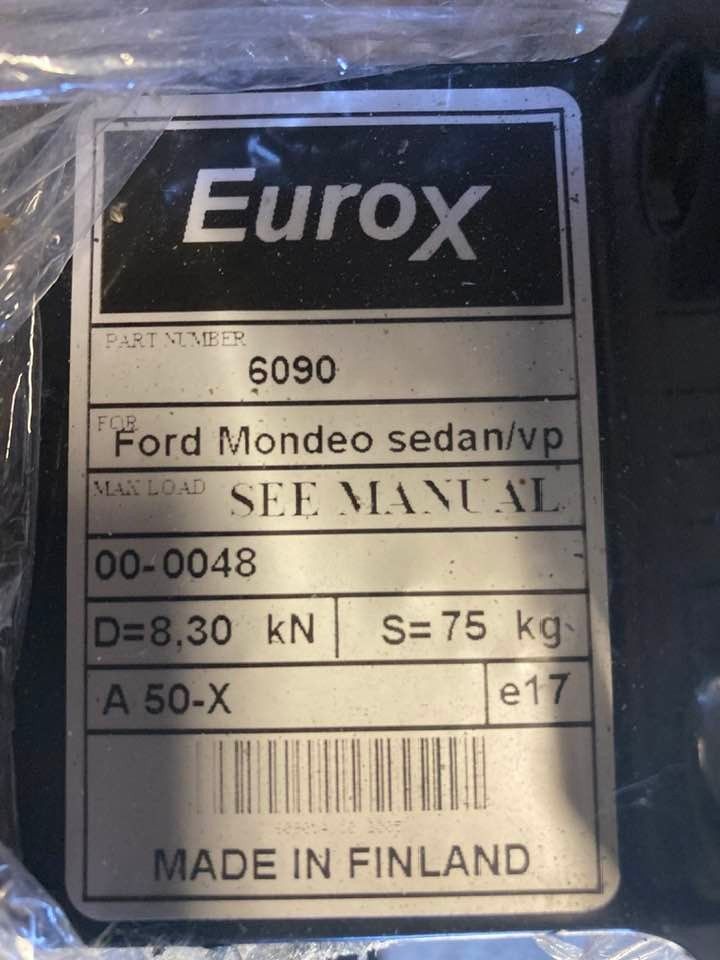Vetokoukku Ford Mondeo sedan