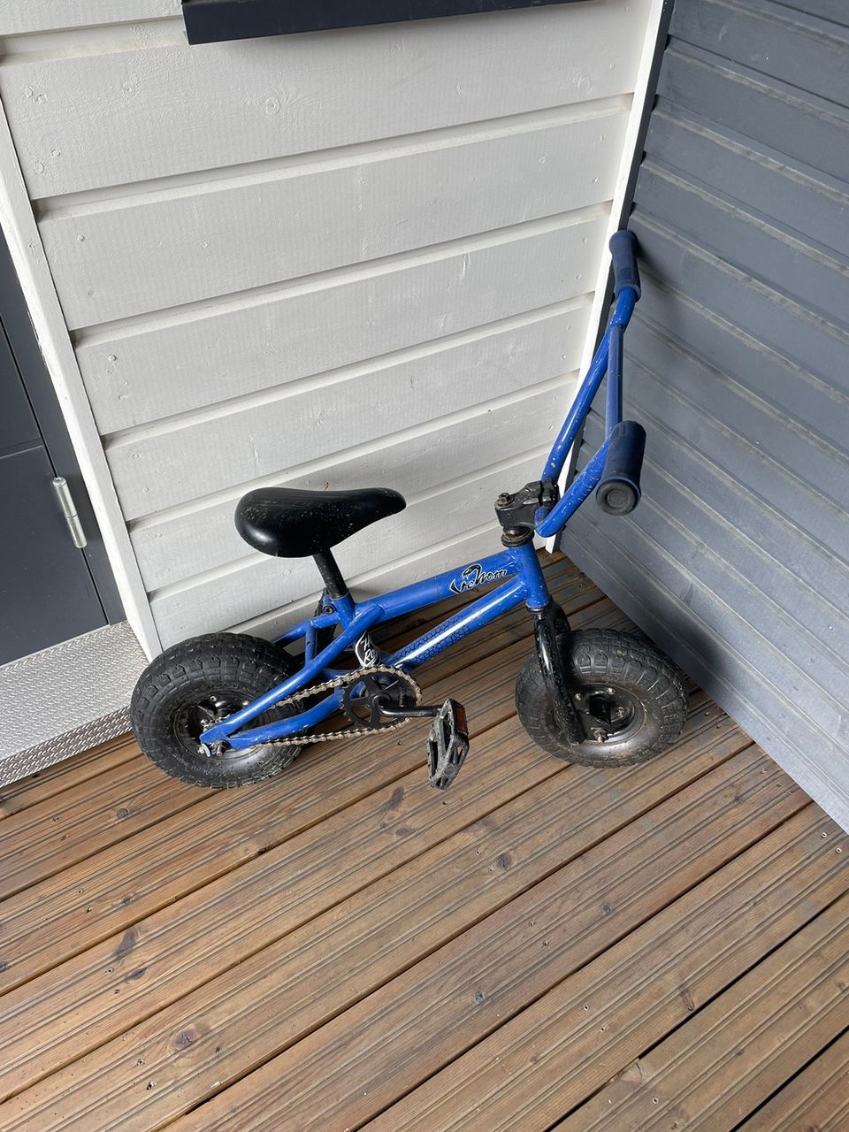 Venom mini BMX