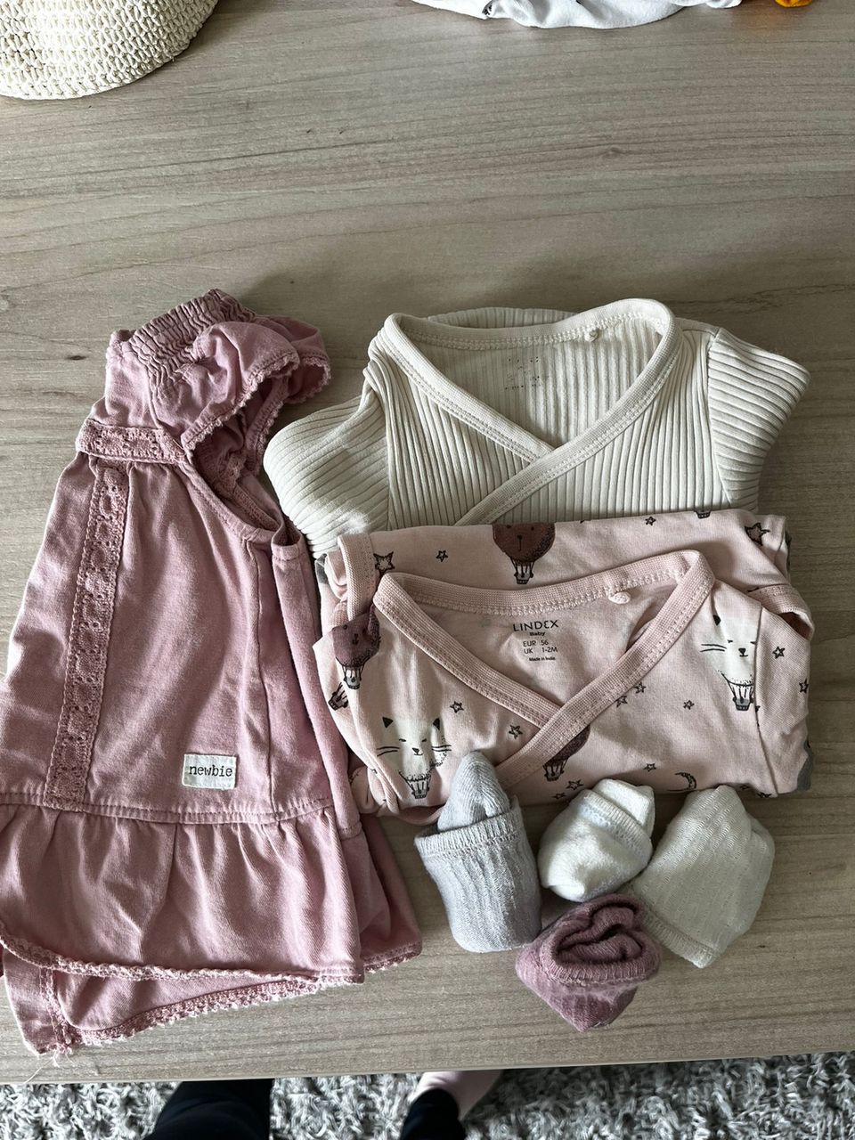 Vauvan vaatteet 56