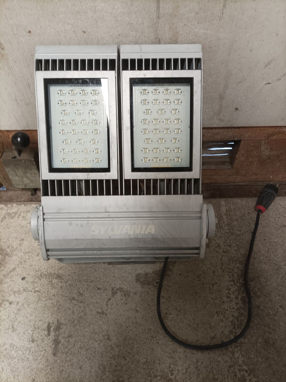 Sylvania LED -tehdasvalaisin 120W