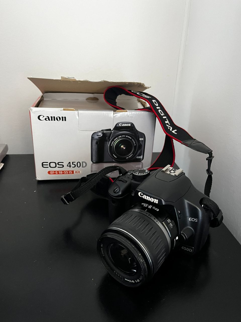 Canon EOS 450D kamera, Speedlite 420ex ja muuta kameran pikkutavaraa