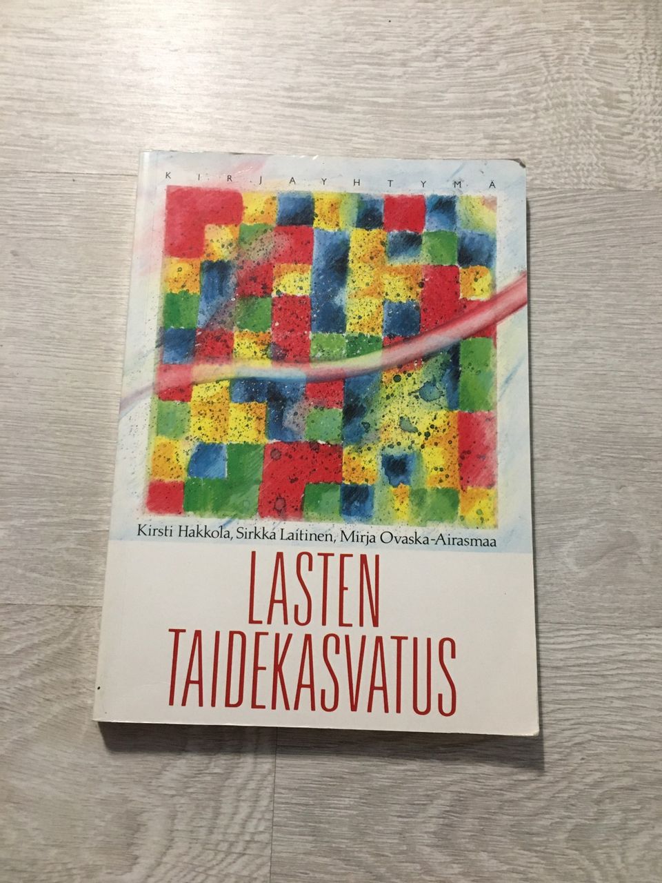 Lasten taidekasvatus