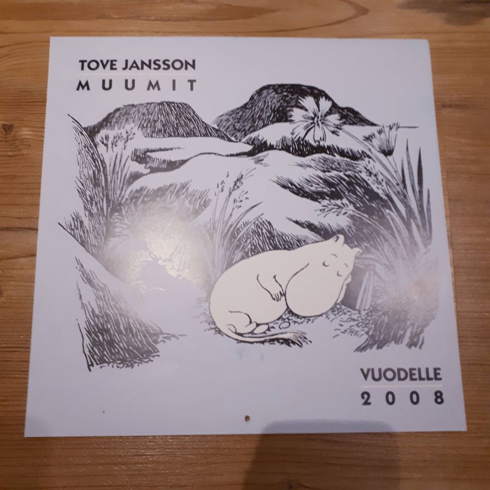 Muumit-seinäkalenteri v. 2008