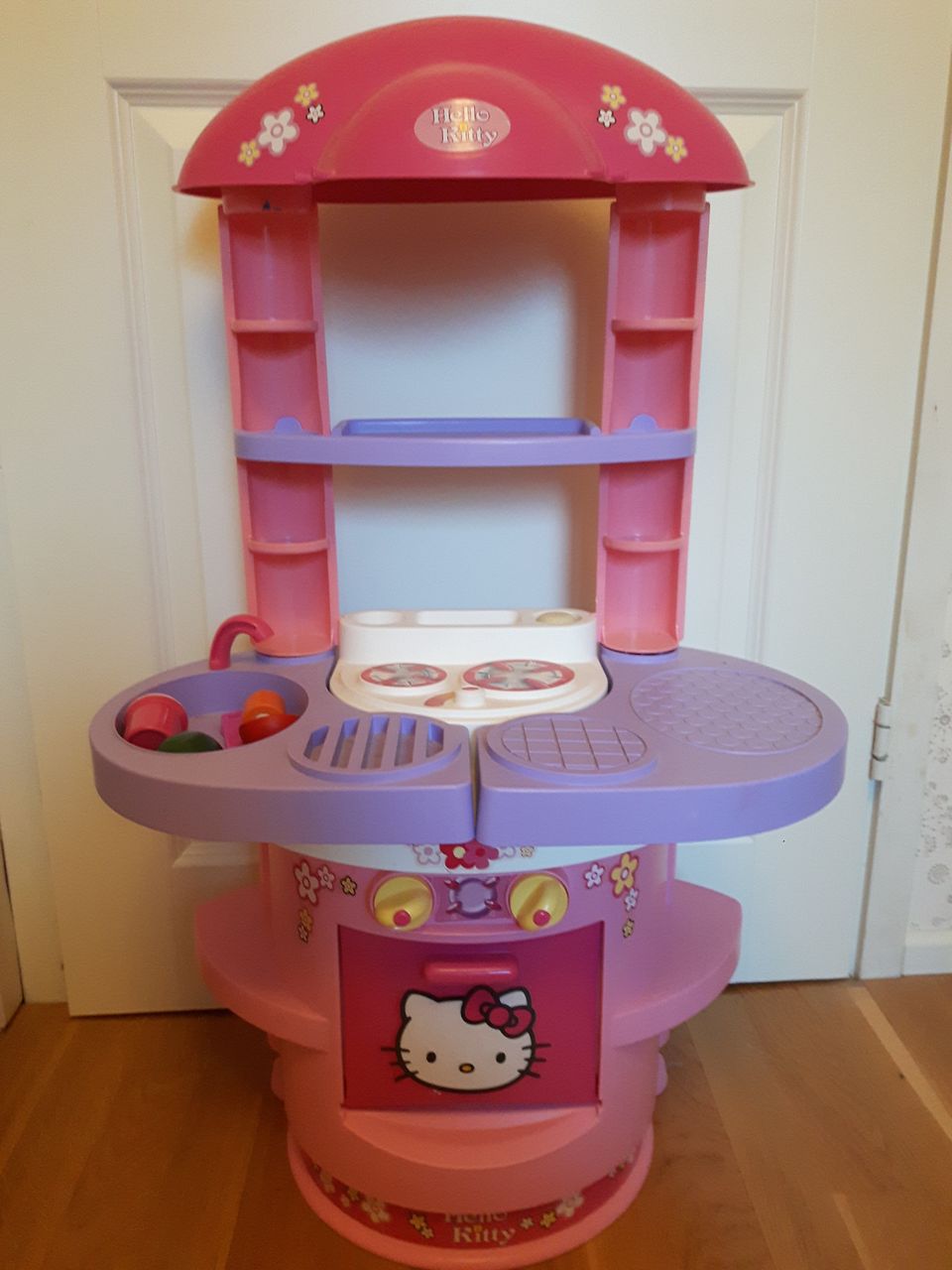 Hello Kitty lasten lelukeittiö