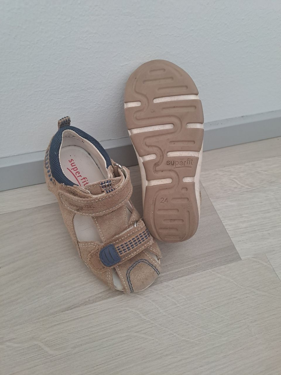 Superfit sandaalit