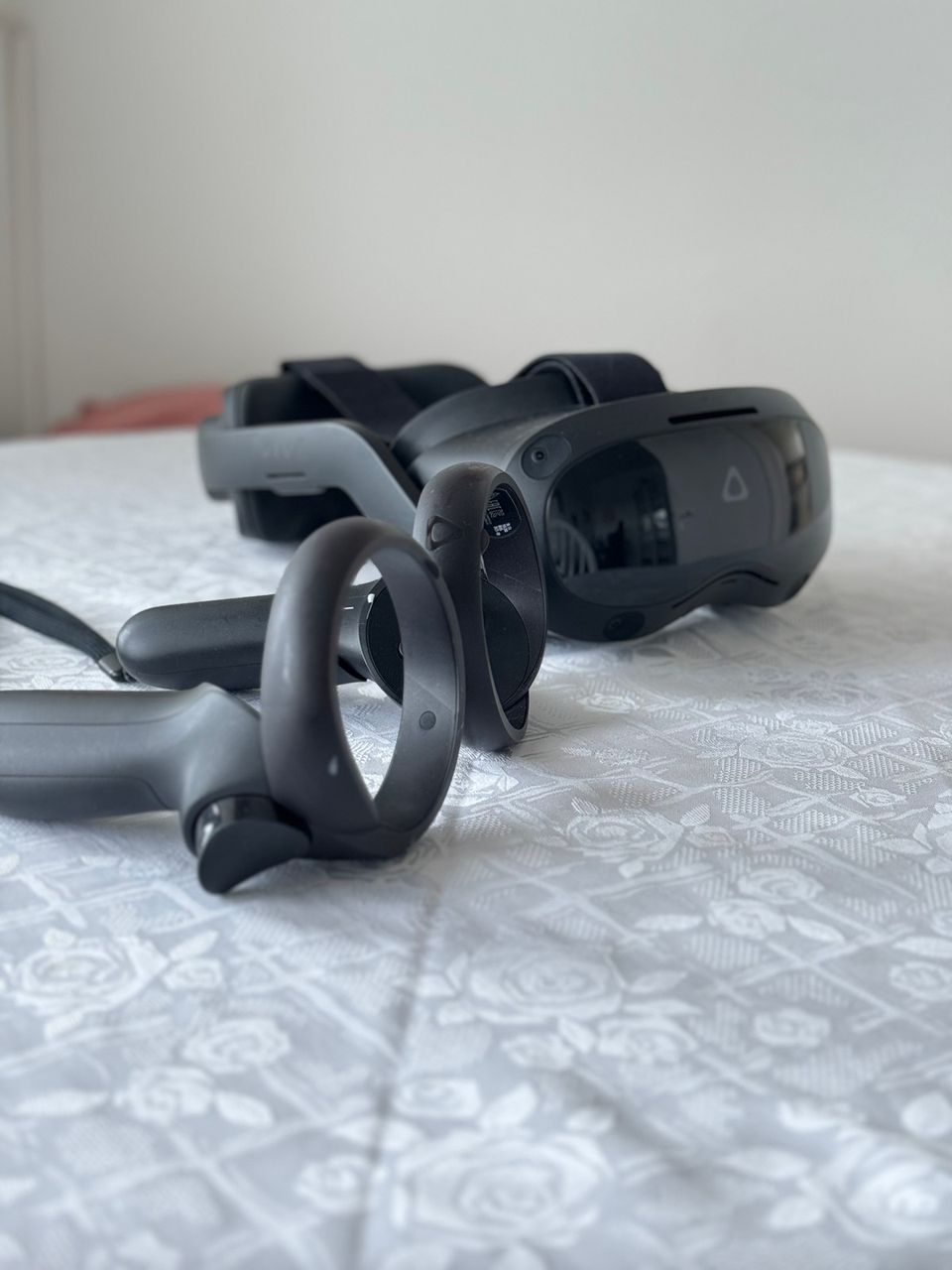 HTC Vive Focus 3 pro