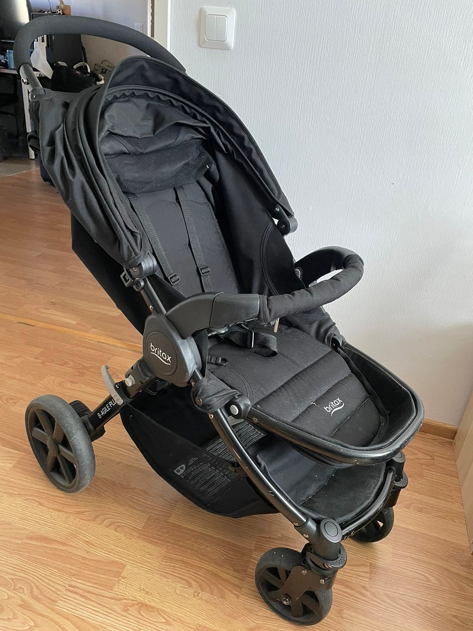 Britax B-agile plus matkarattaat