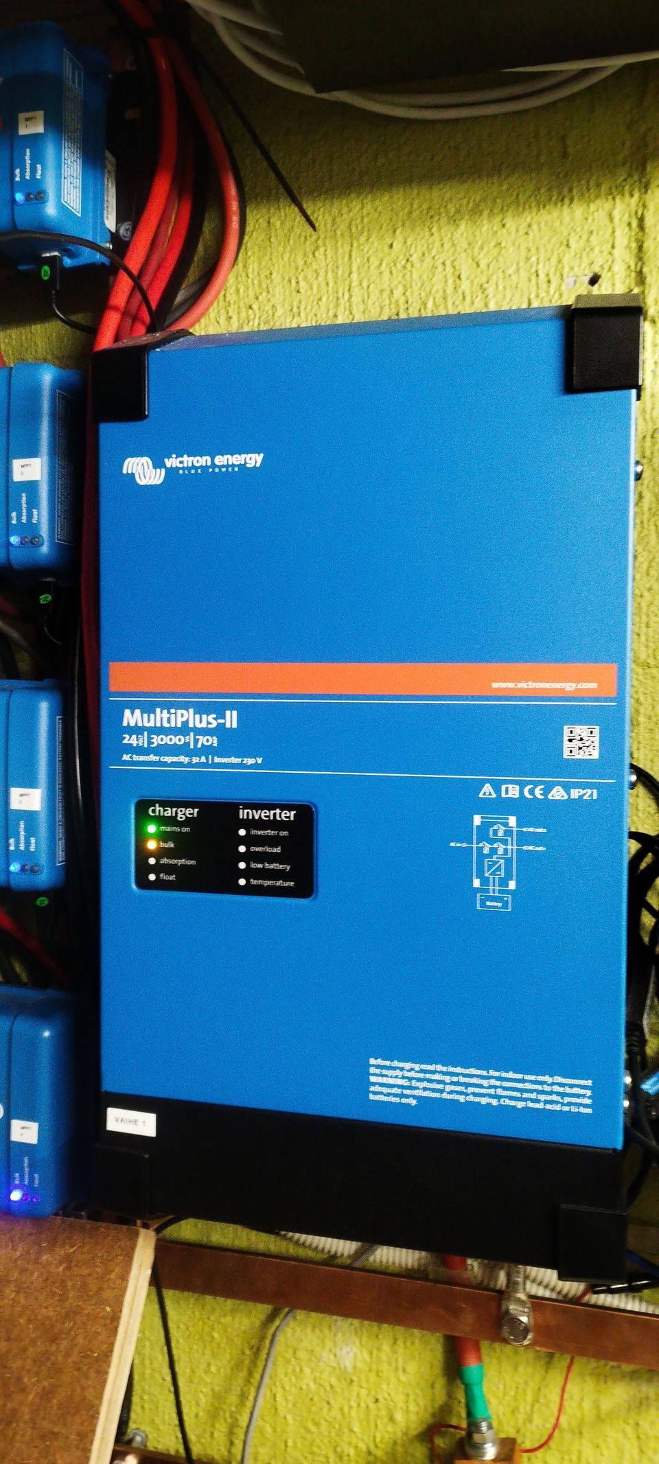 Victron multiplus II 24v 3000va 70-32