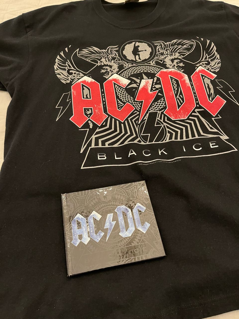 Ac/Dc Black Ice cd/t-paita promopaketti vuodelta 2008