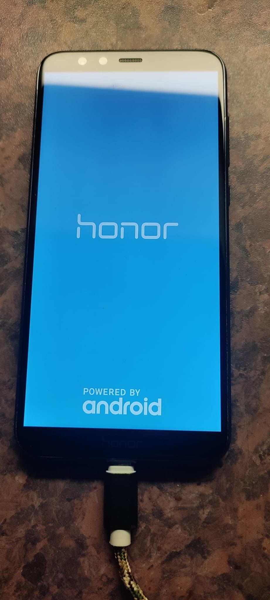 Honor 9 laite Android puhelin