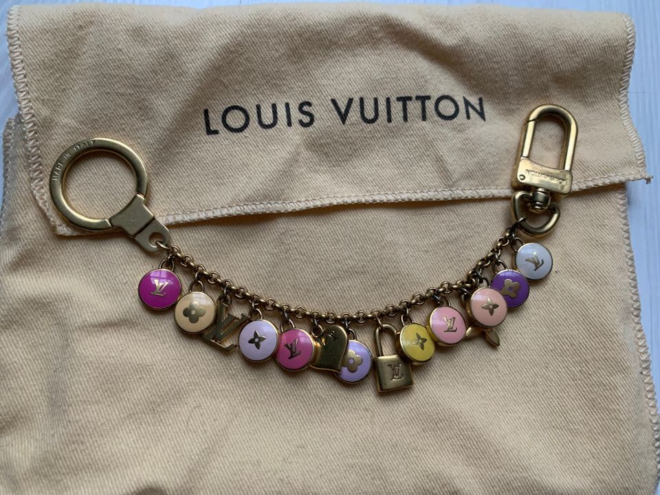 Louis Vuitton Pastilles laukkukoru