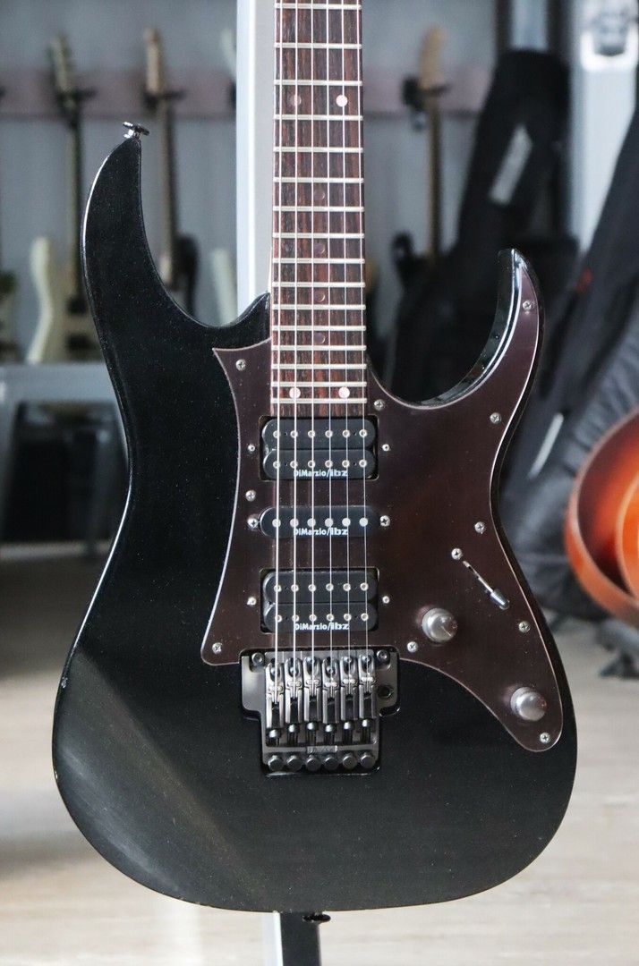 Ibanez RG2550EX Prestige 2003 sähkökitara + gig bag