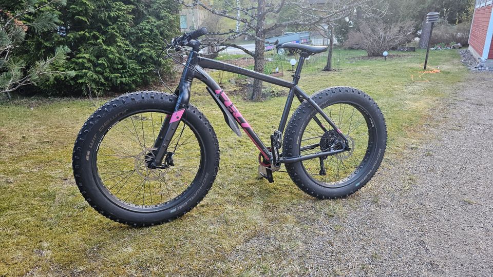 Felt DD 70 fatbike, vm. 2017, koko L (päivitetty malli)