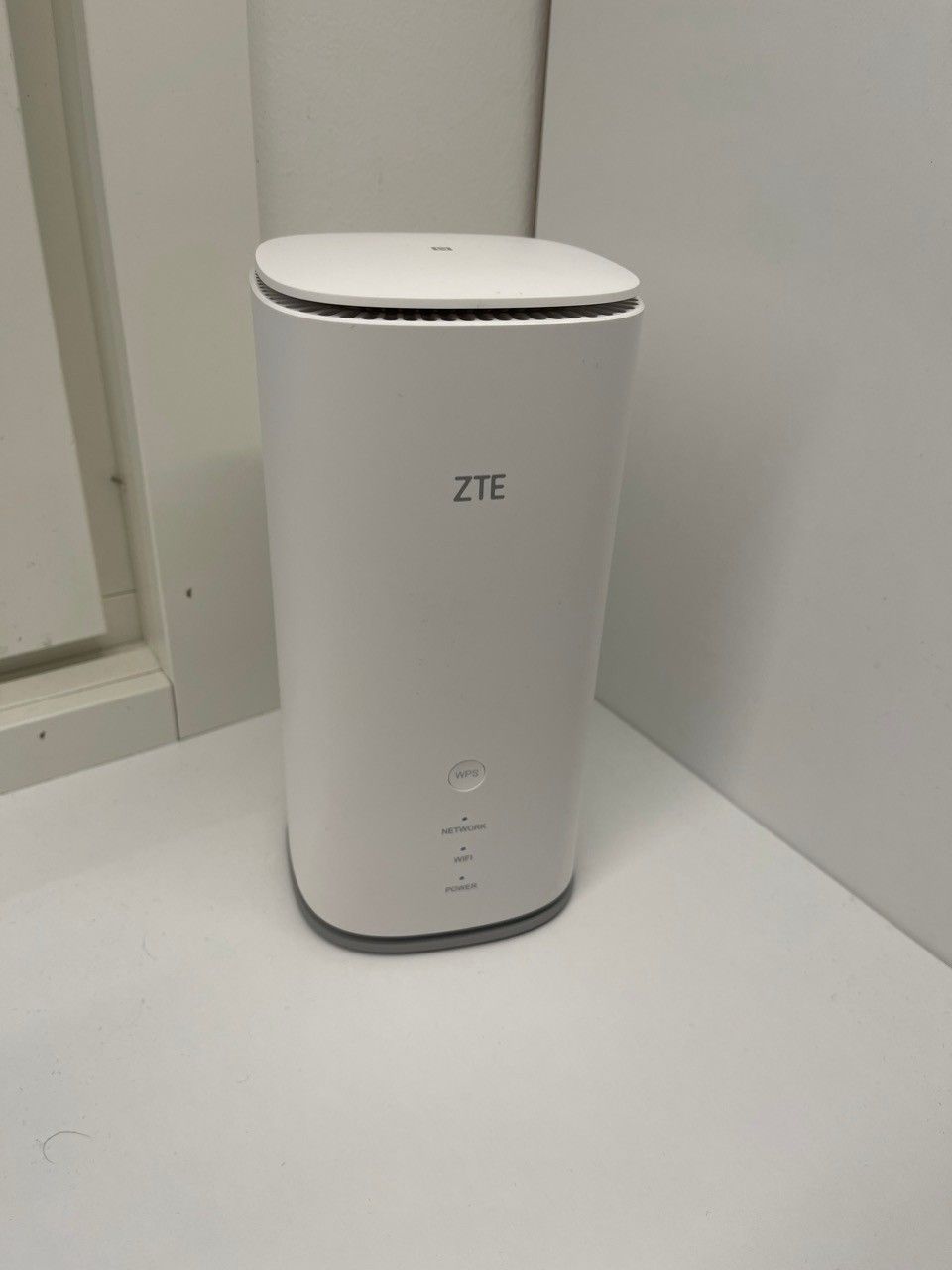 5G ZTE WiFi MC8020 Modem