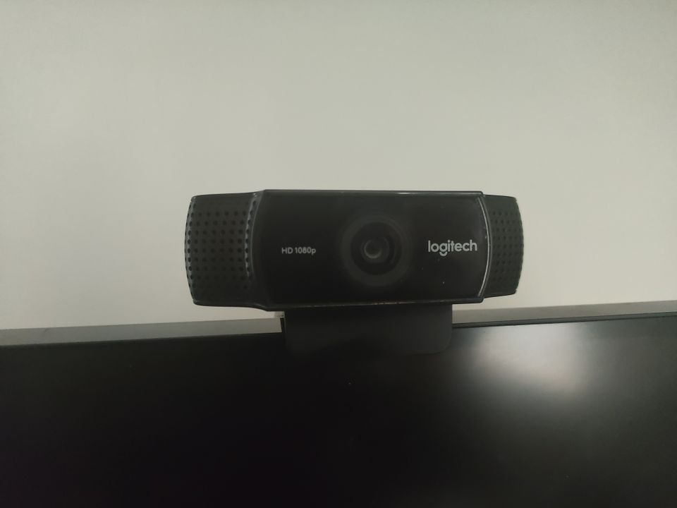 Logitech C922 Pro (1080p 60fps) Web Camera