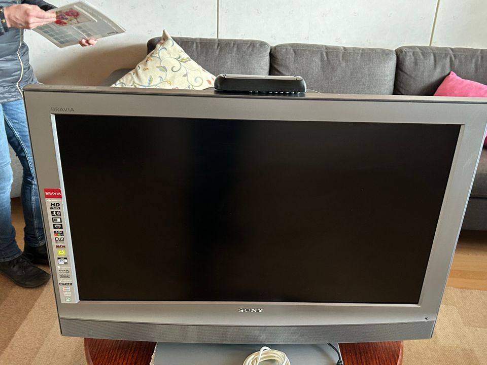 Sony 32” TV  antennitalouteen