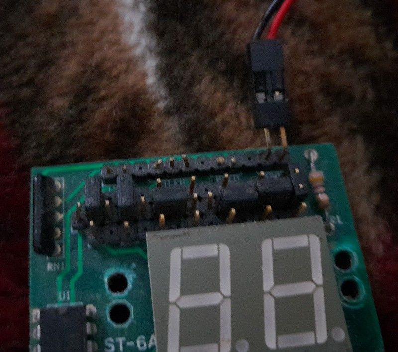 Turbo MHz näyttö, 2-numeroinen, ST-6A
