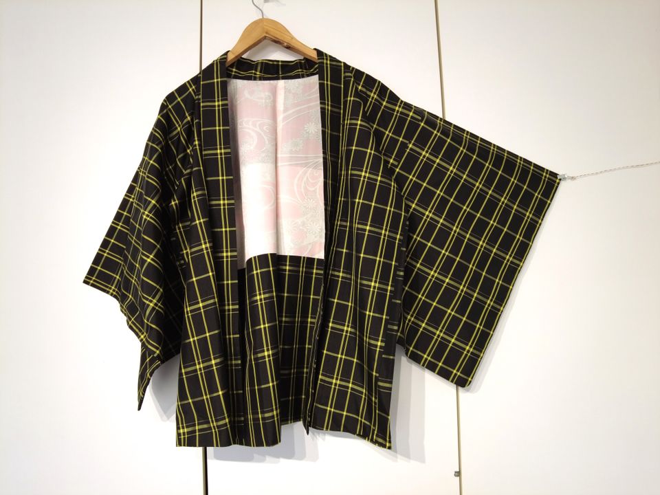 Kimono takki "HAORI", silkki, vintage,keltainen sekki