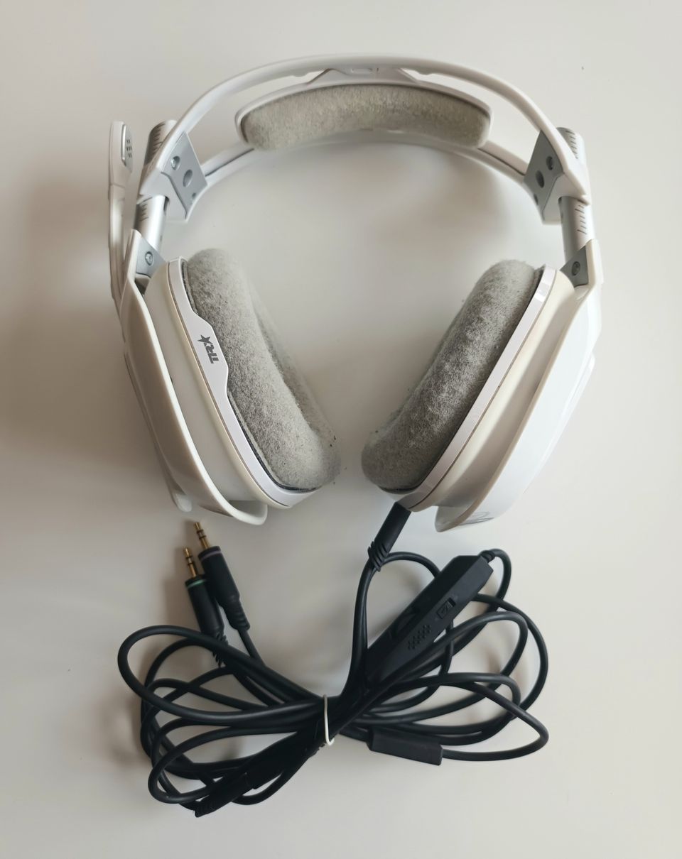 Astro A40 headset pelikuulokkeet