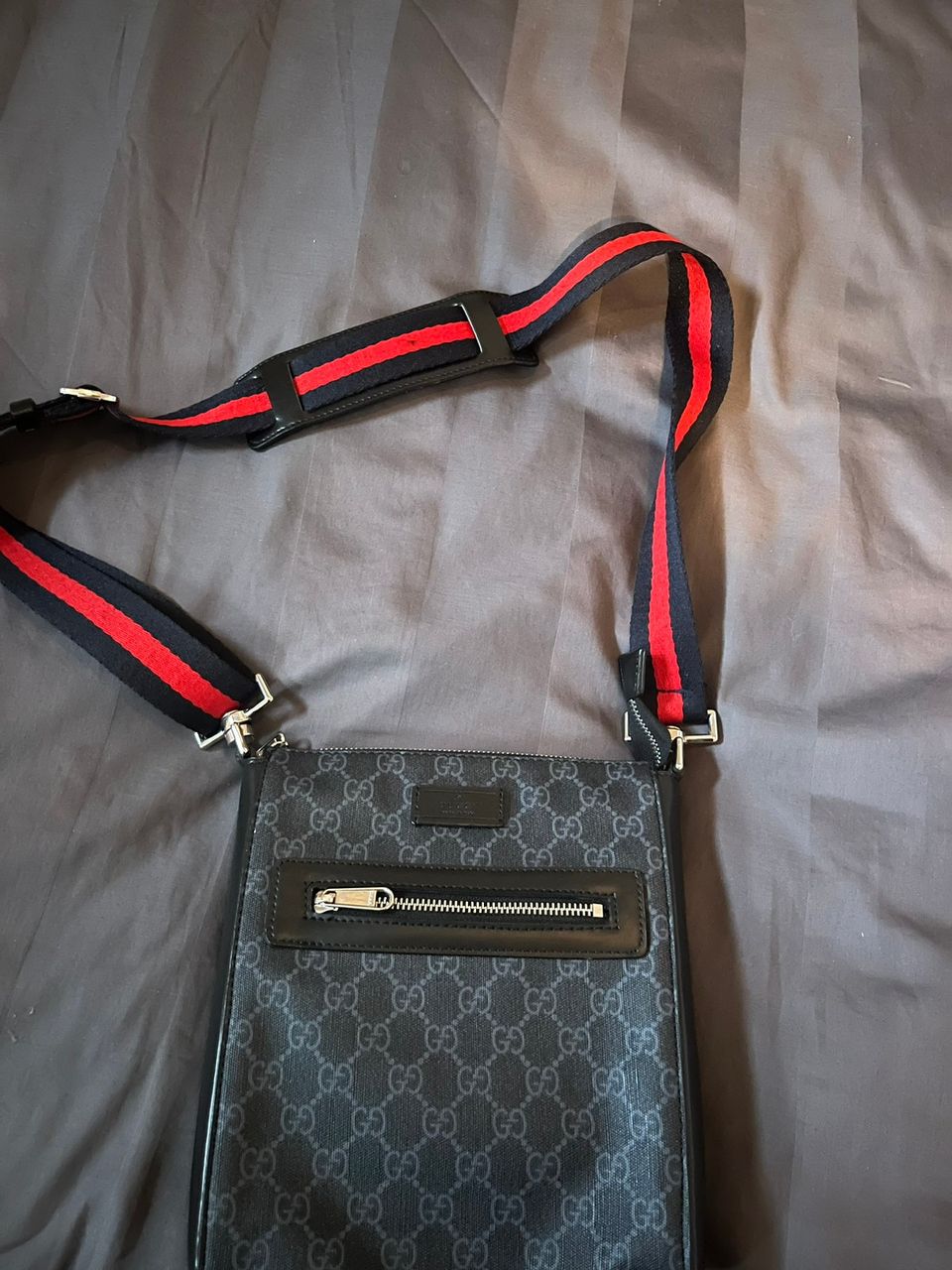 Aito Gucci messenger bag