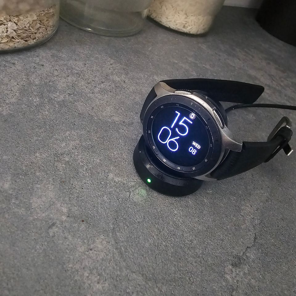 Galaxy watch 46mm älykello