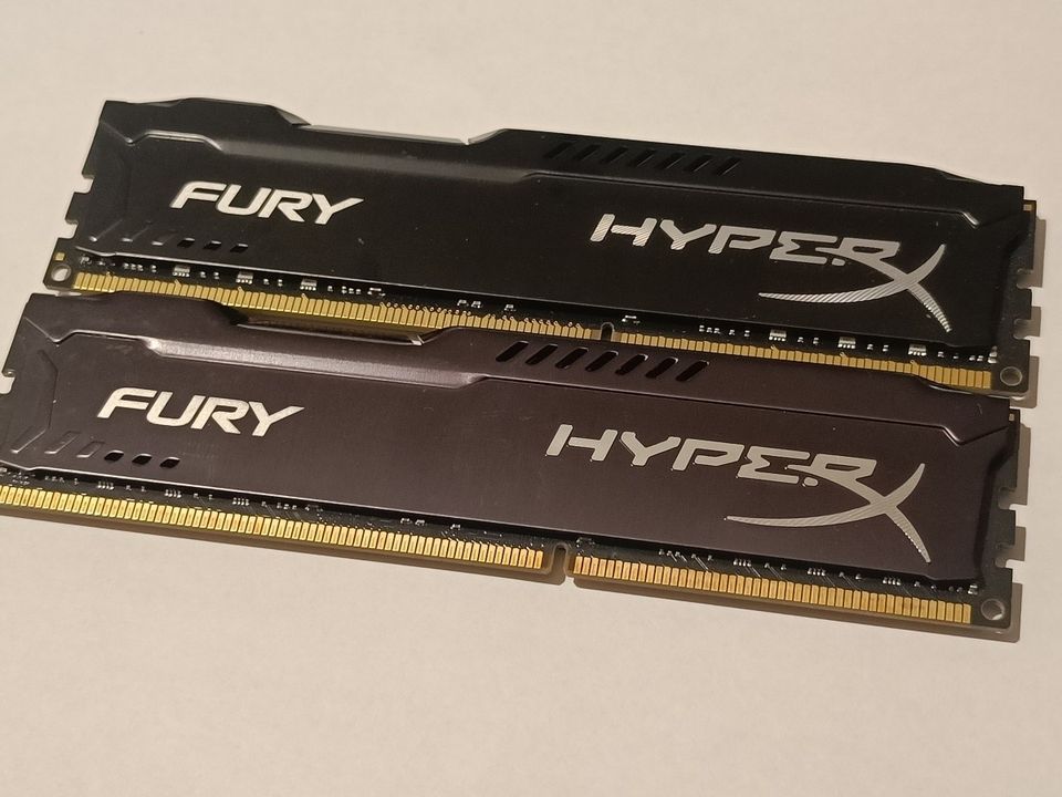 16GB (2x8GB) DDR3 1600MHZ Kingston HyperX Fury muistikammat pöytäkone