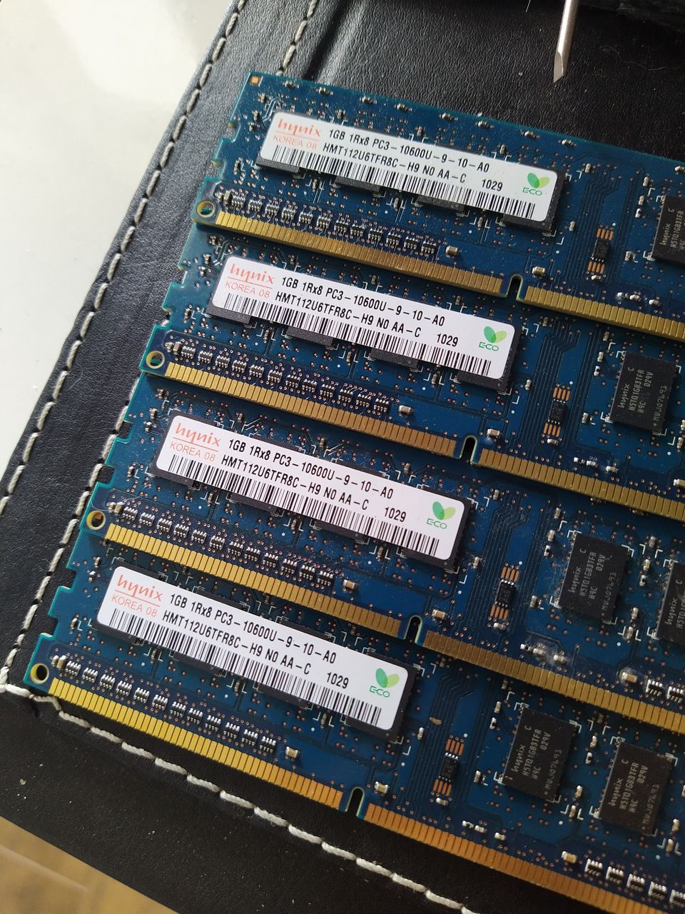 Hynix DDR3 4gb (1gb x4) setti