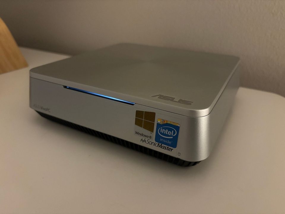 ASUS VIVO VM42 mini-PC