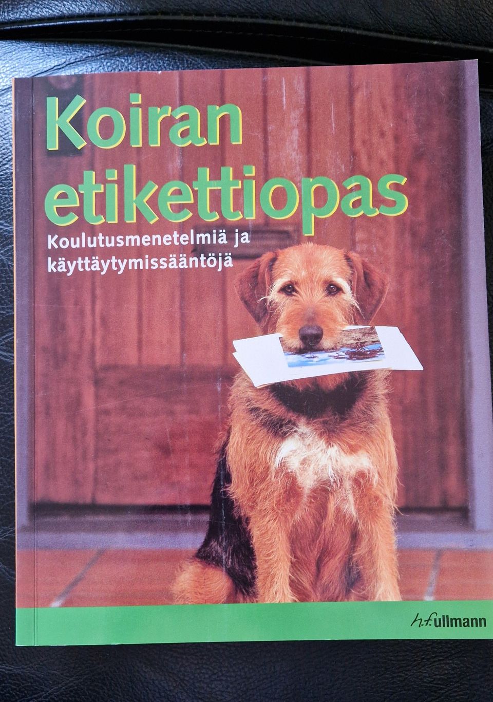 Koiran etikettiopas kirja