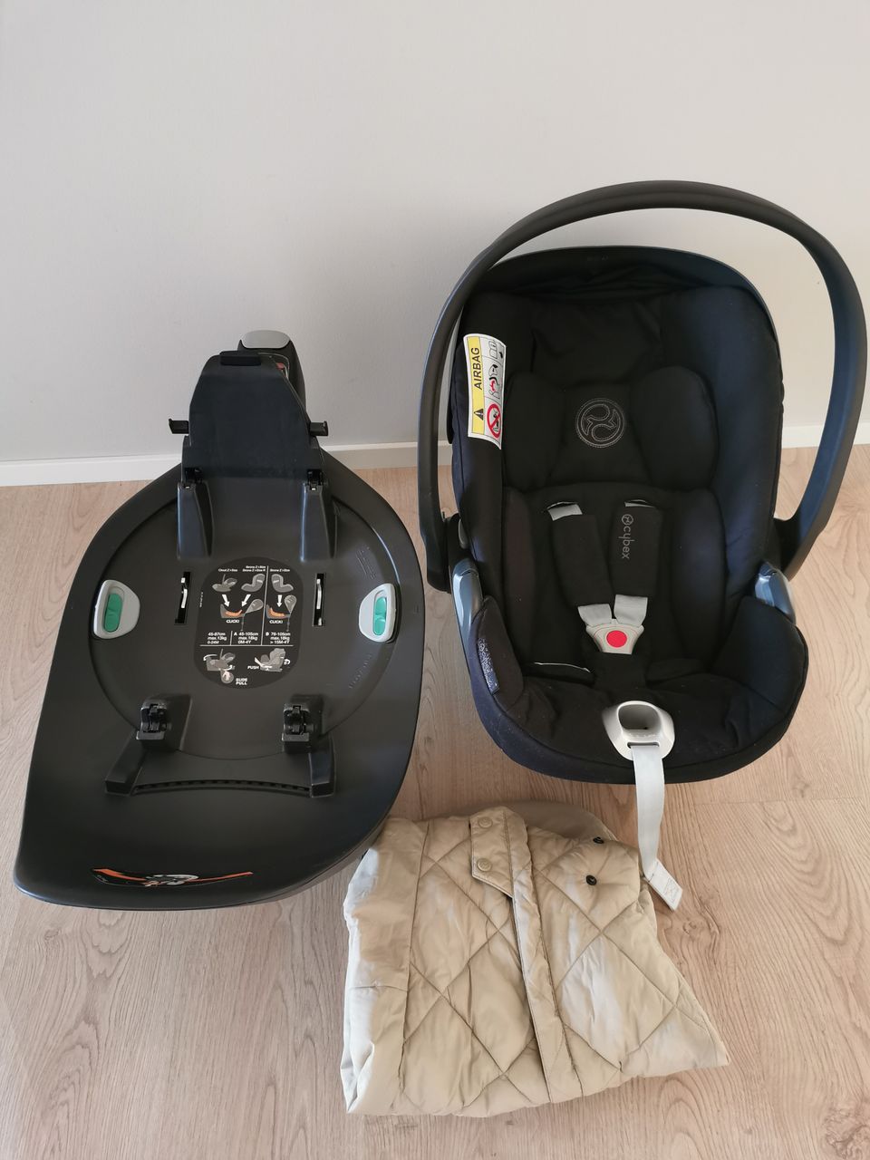 Cybex Cloud Z i-size kaukalo & telakka