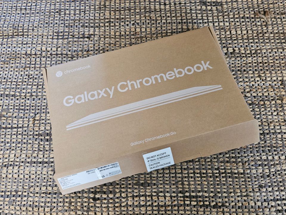 Galaxy chromebook go 14