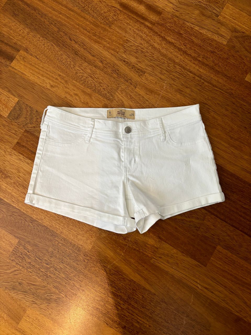 Hollister stretch-farkkushortsit koko W29