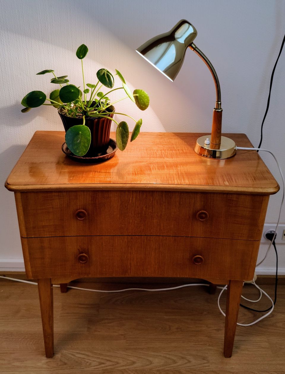 Presenta Oy Idman Finnish Vintage Design Table Lamp Brass Pöytävalaisin Messinki