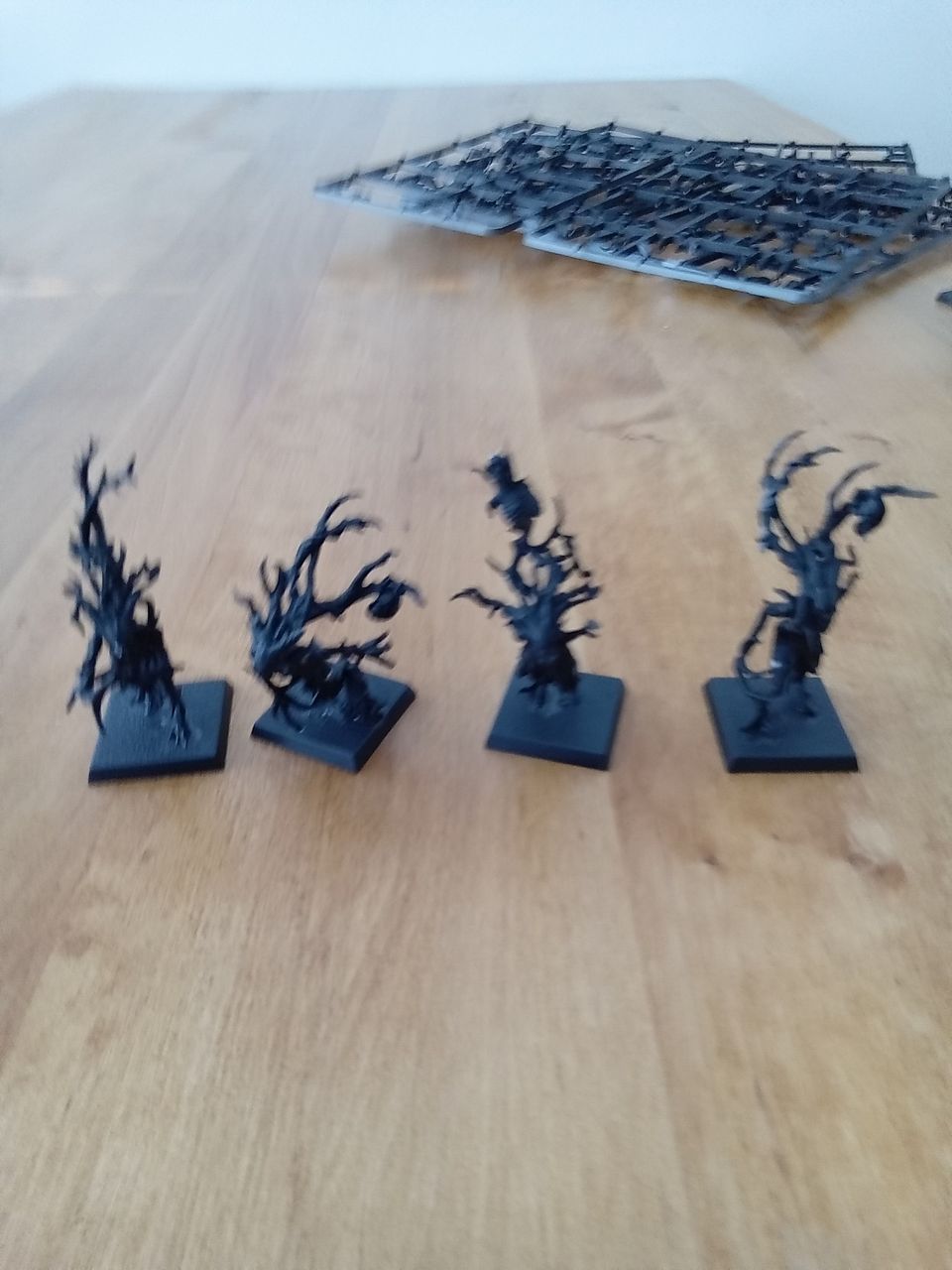 Warhammer Wood Elf Druardi figuurit ja osat