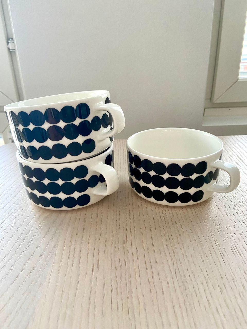 Marimekko Oiva-teekupit Räsymatto-kuviolla (3 kpl)