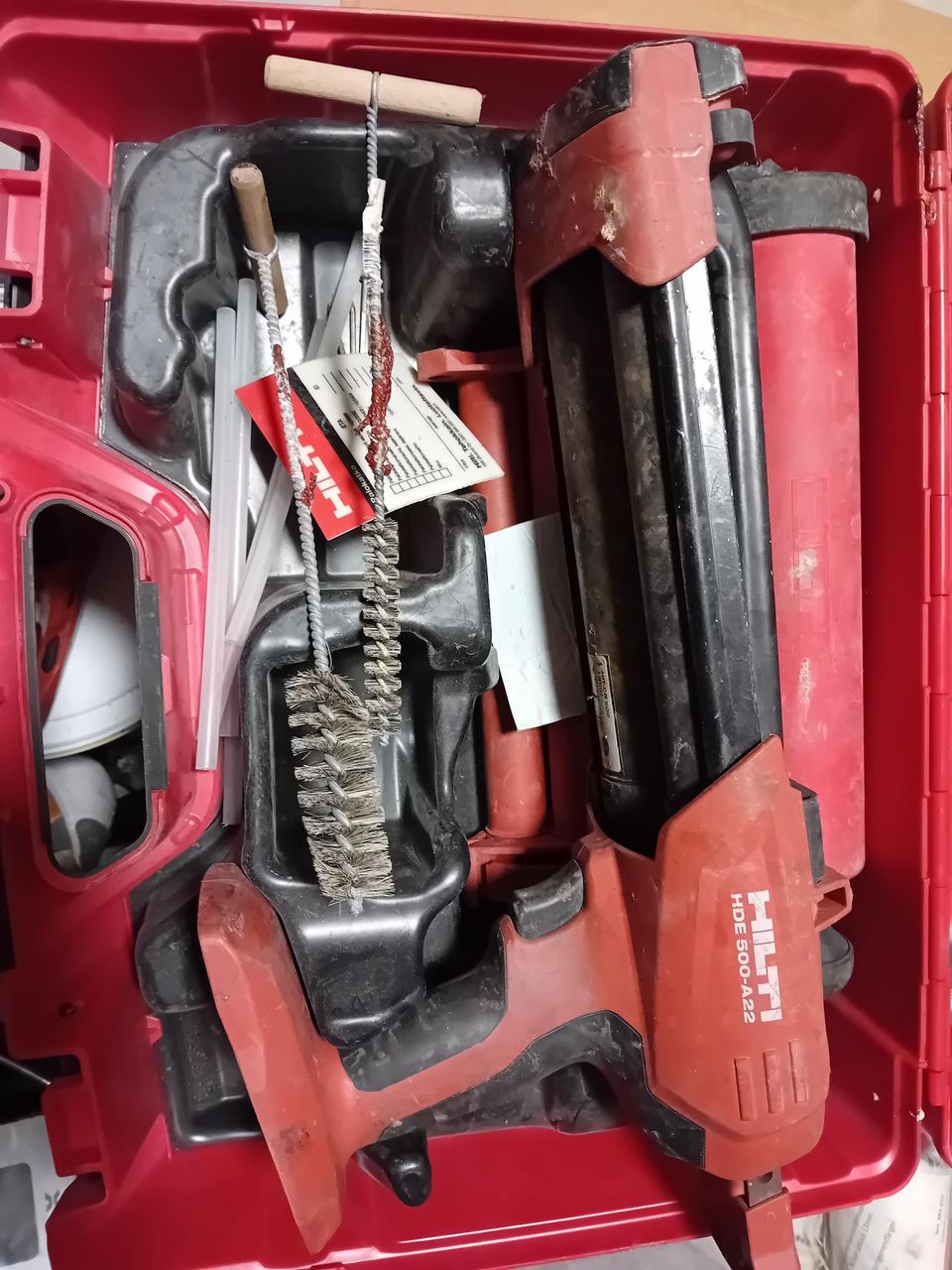 Hilti akku injektointikone