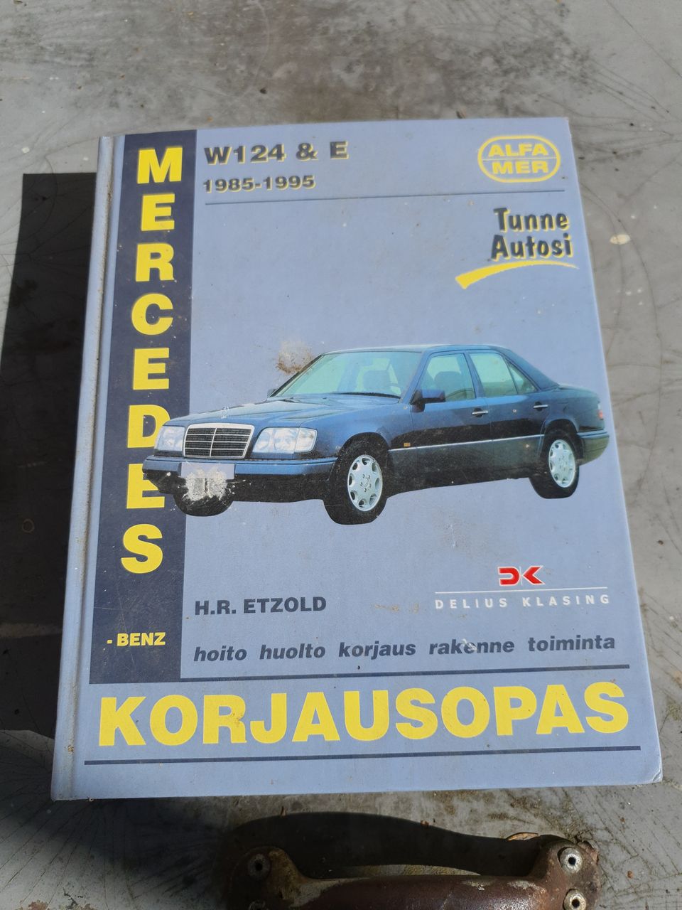 Mersun korjausopas W124 ja E 1985-1995