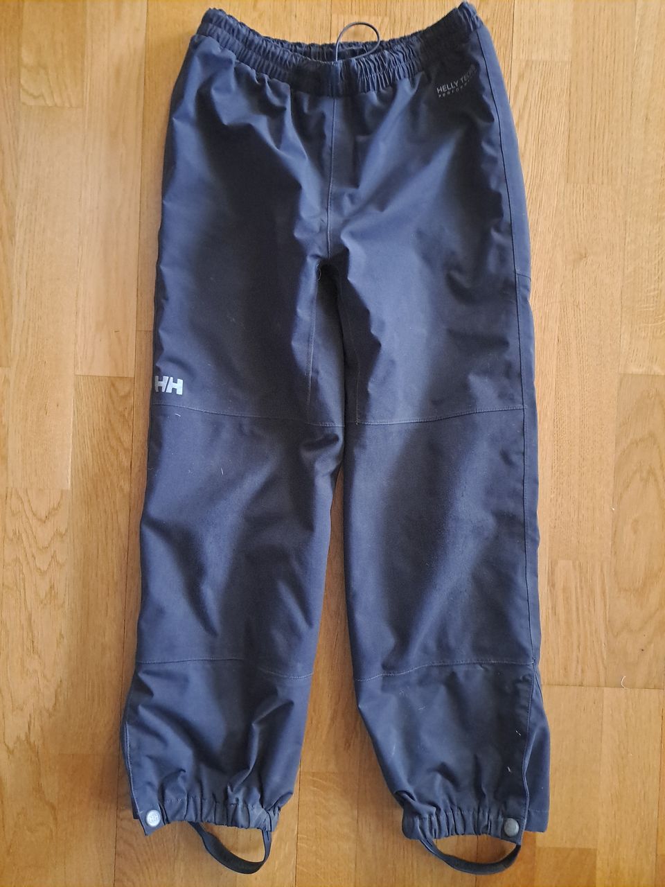 Helly Hansen Shelter pants 128/8